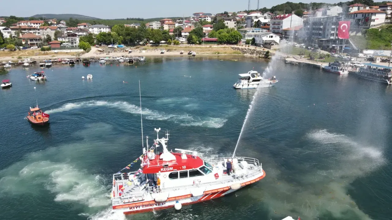 Kandıra ve Karamürsel'de Denizcilik ve Kabotaj Bayramı'nın 100. yıl dönümü kutlandı