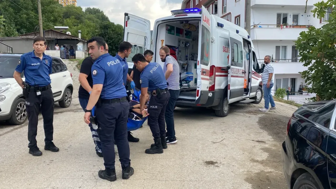 Eşini öldürüp oğlunu yaralayan sanığa ağırlaştırılmış müebbet ve 29 yıl hapis