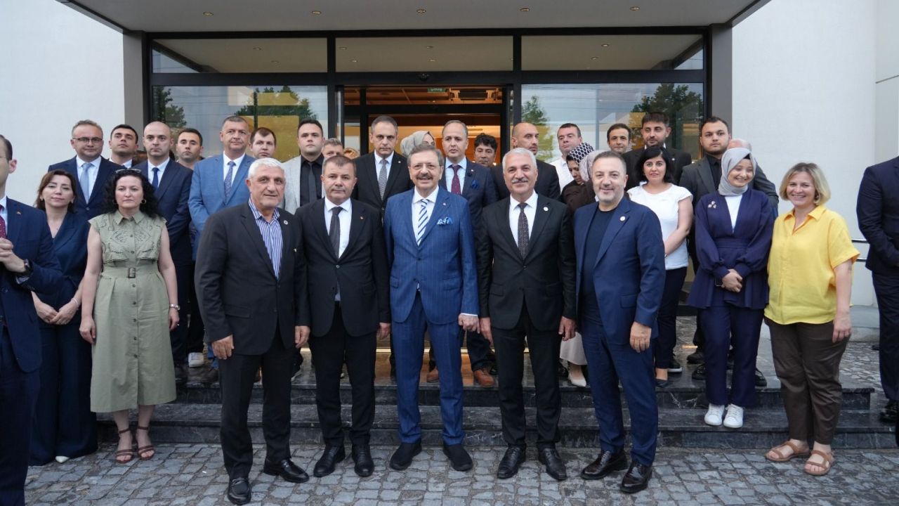 Aslantaş, tobb başkanı hisarcıklıoğlu ile Sakarya'da bir araya geldi
