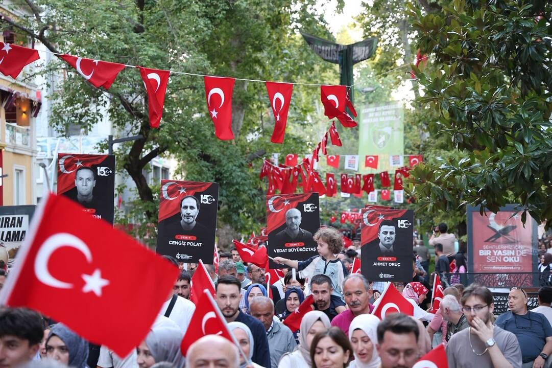 Kocaeli kol kola girdi, tek yürek oldu;