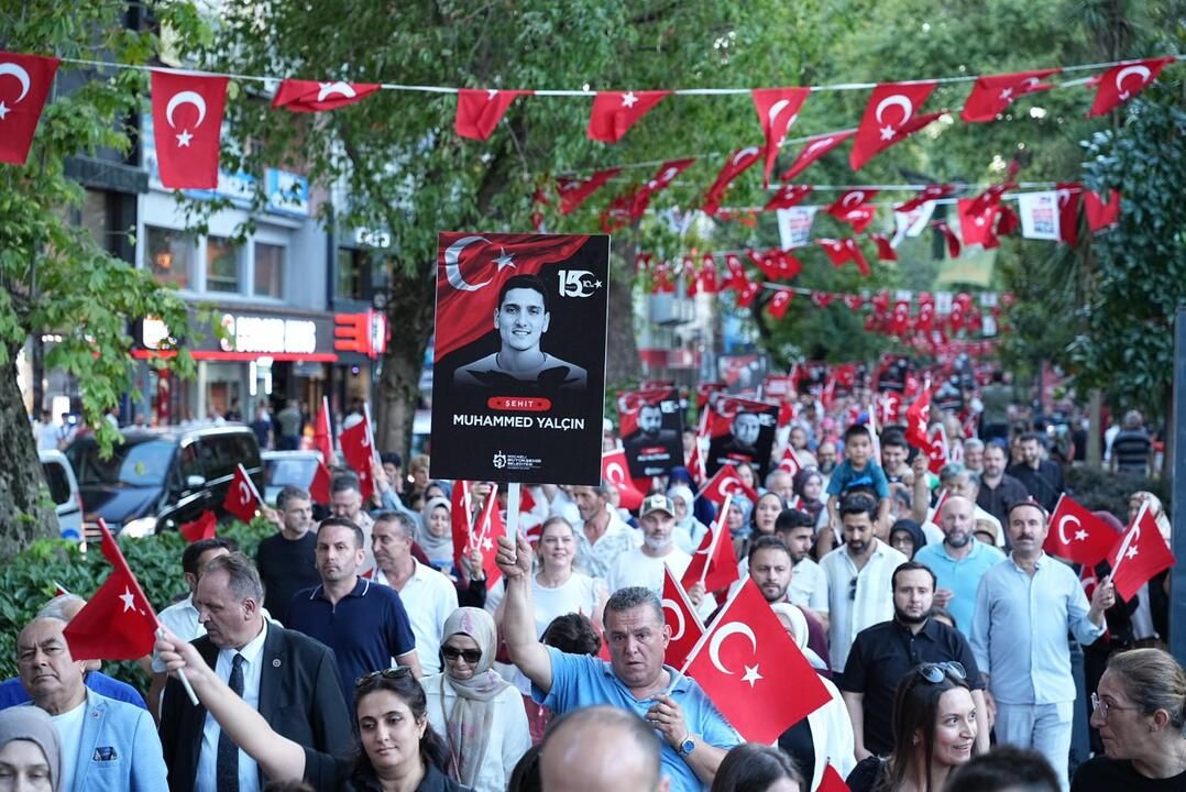 Kocaeli kol kola girdi, tek yürek oldu;