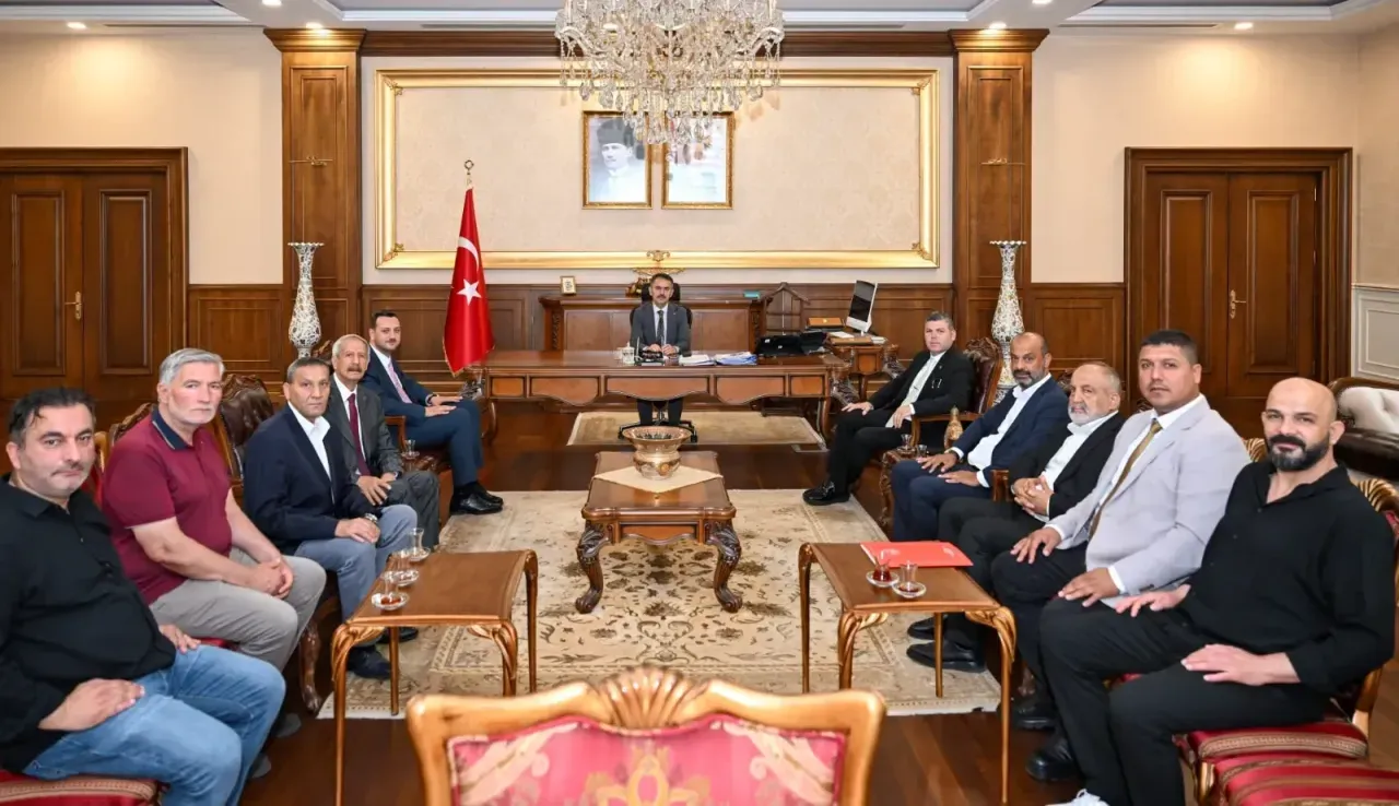 Kocaeli'de Roman temsilcilerinden Vali Aktaş'a ziyaret