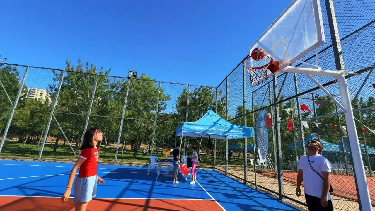 Kocaeli’de raketler korta indi