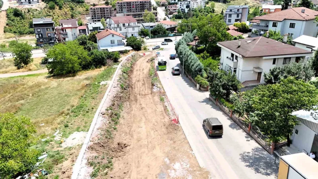 Başiskele’de ulaşım konforu artıyor: Yol 4 şeride çıkıyor