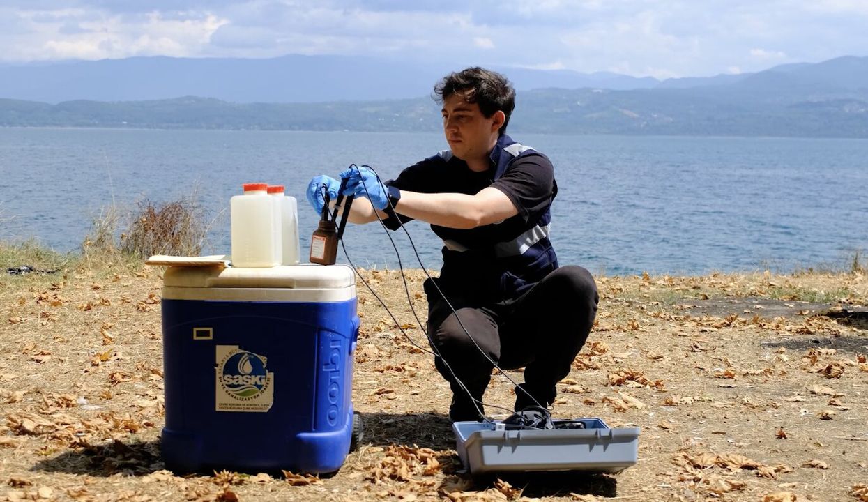 Kocaeli’yi yakından ilgilendiriyor! Sapanca Gölü’ndeki gizemli görüntünün nedeni belli oldu