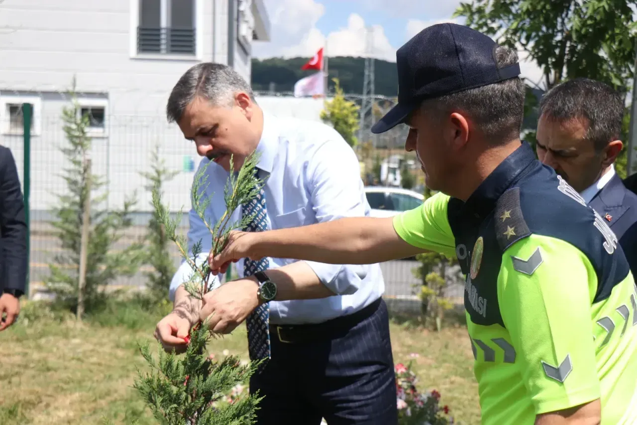 Bakan Çiftçi Kocaeli’den duyurdu: Sokak hayvanları için yeni hedef açıklandı