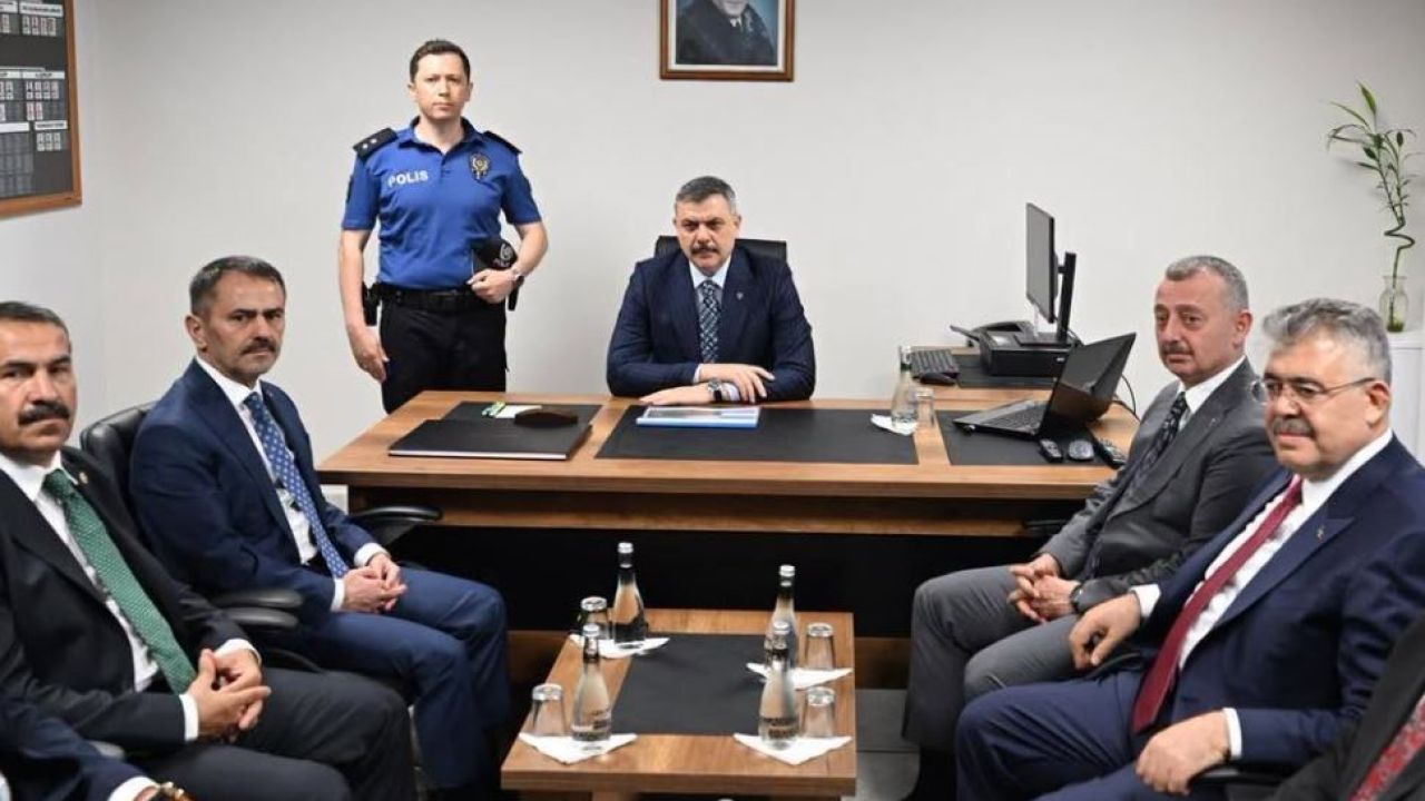 Bakan Çiftçi’den Kocaeli çıkarması: Ziyaretlerine Gebze’den başladı