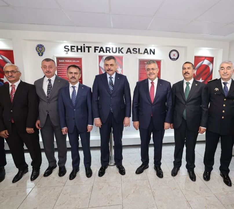Bakan Çiftçi’den Kocaeli çıkarması: Ziyaretlerine Gebze’den başladı