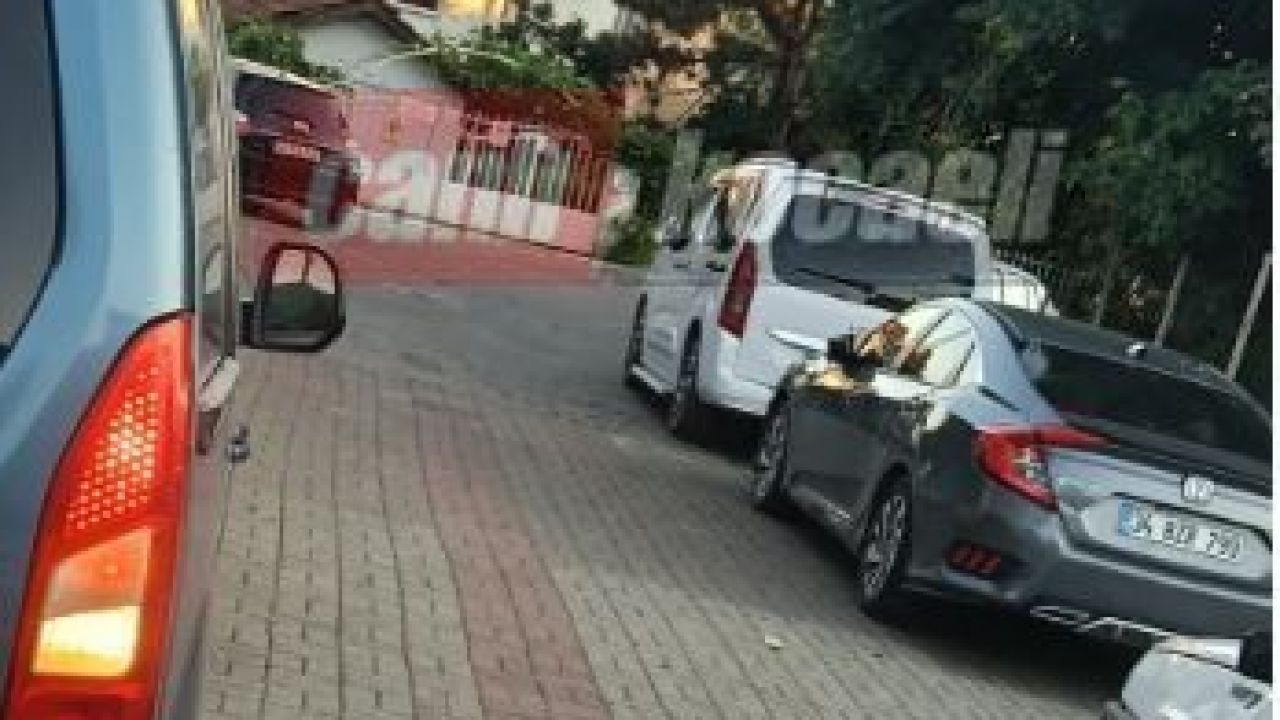 Körfez’de vatandaş isyan etti: “Bu caddeden ambulans nasıl geçsin?”