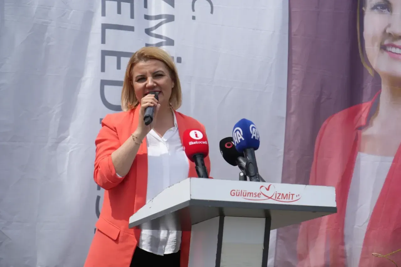 İzmit Belediye Başkanı Hürriyet ve eşi gözaltına alındı