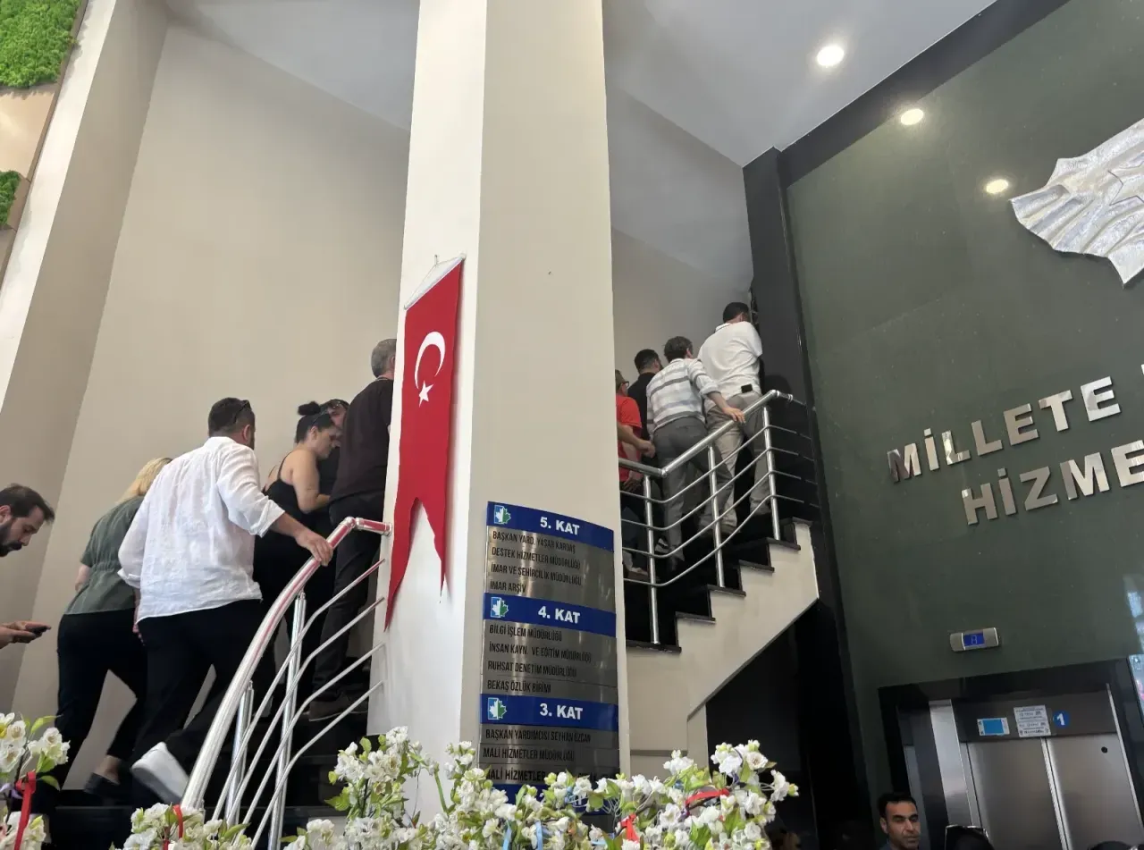 İzmit Belediyesi'ndeki aramalar bitti