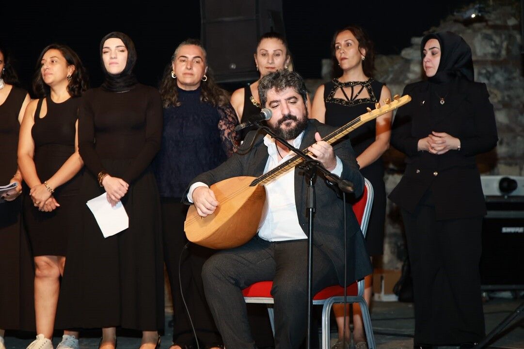 Eskihisar Kalesi'nde kültür sanat akşamları coşkusu