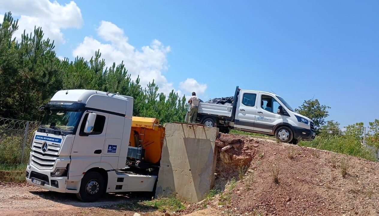 Tatilcilerin akınına uğrayan Kandıra’da 387 ton atık toplandı