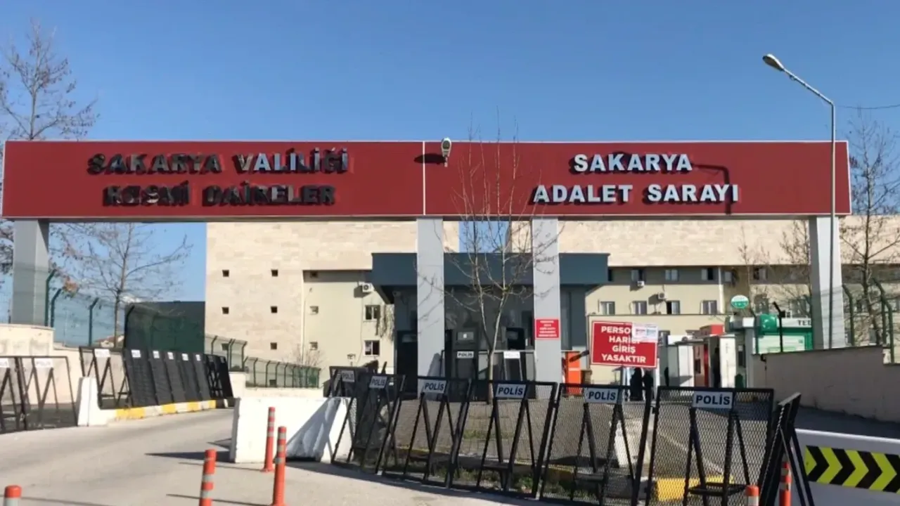 Komşu Sakarya'da icra dairesinde 15 milyonluk vurgun