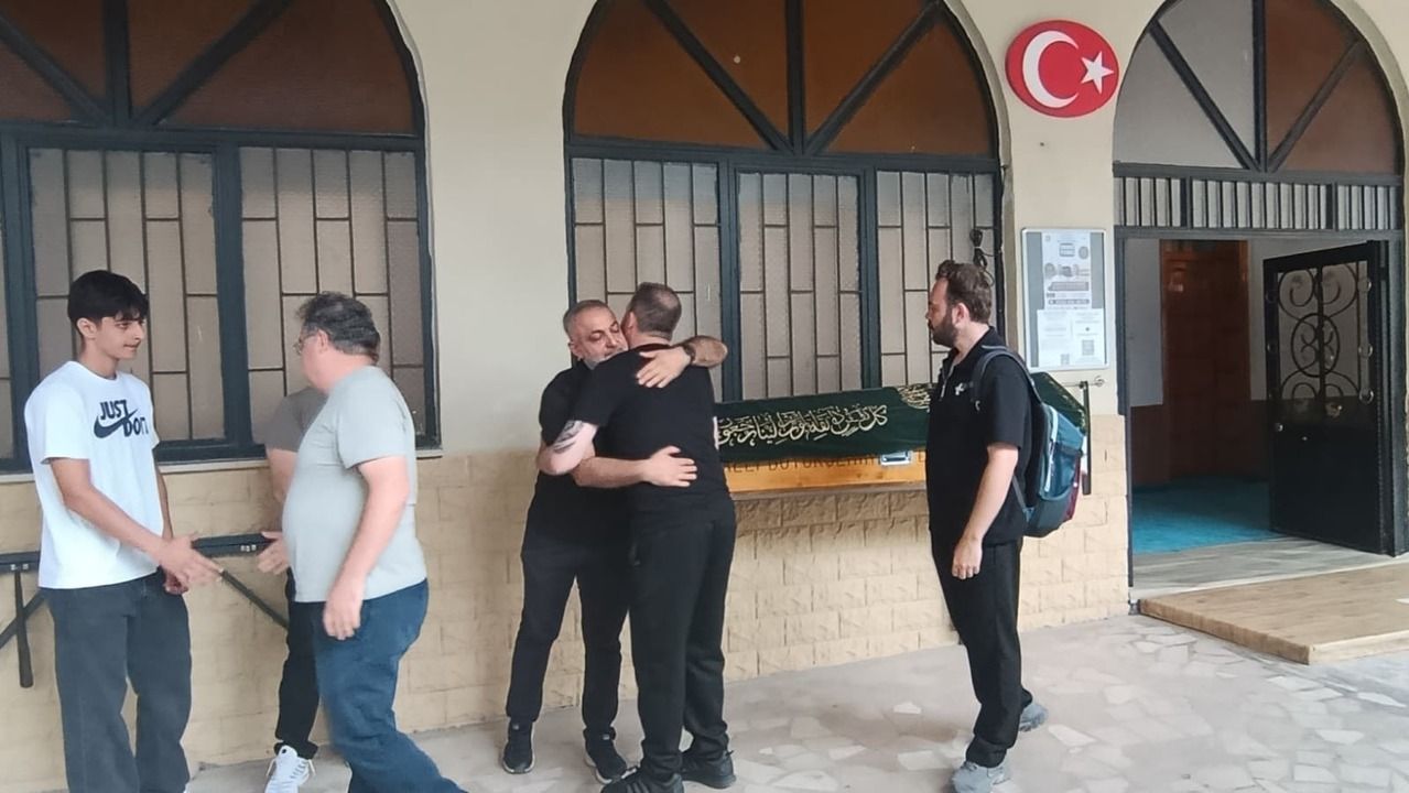 Savaş Çakar Son Yolculuğuna Uğurlandı