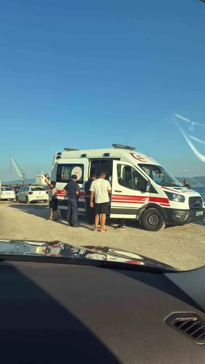 İzmit Körfezi'nde korku dolu anlar! Akıntıya kapılan 3 kişi kurtarıldı