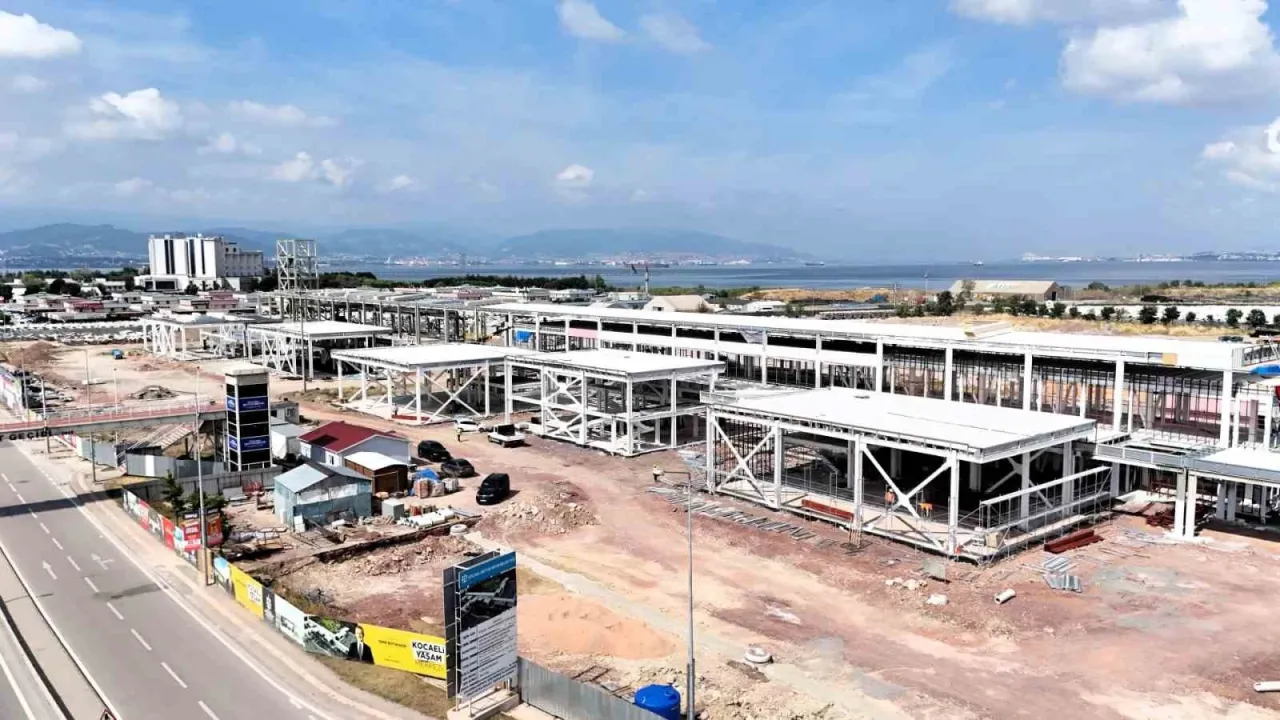 Kocaeli Sosyal Yaşam Merkezi yükseliyor! 7 blokta çalışmalar sürüyor