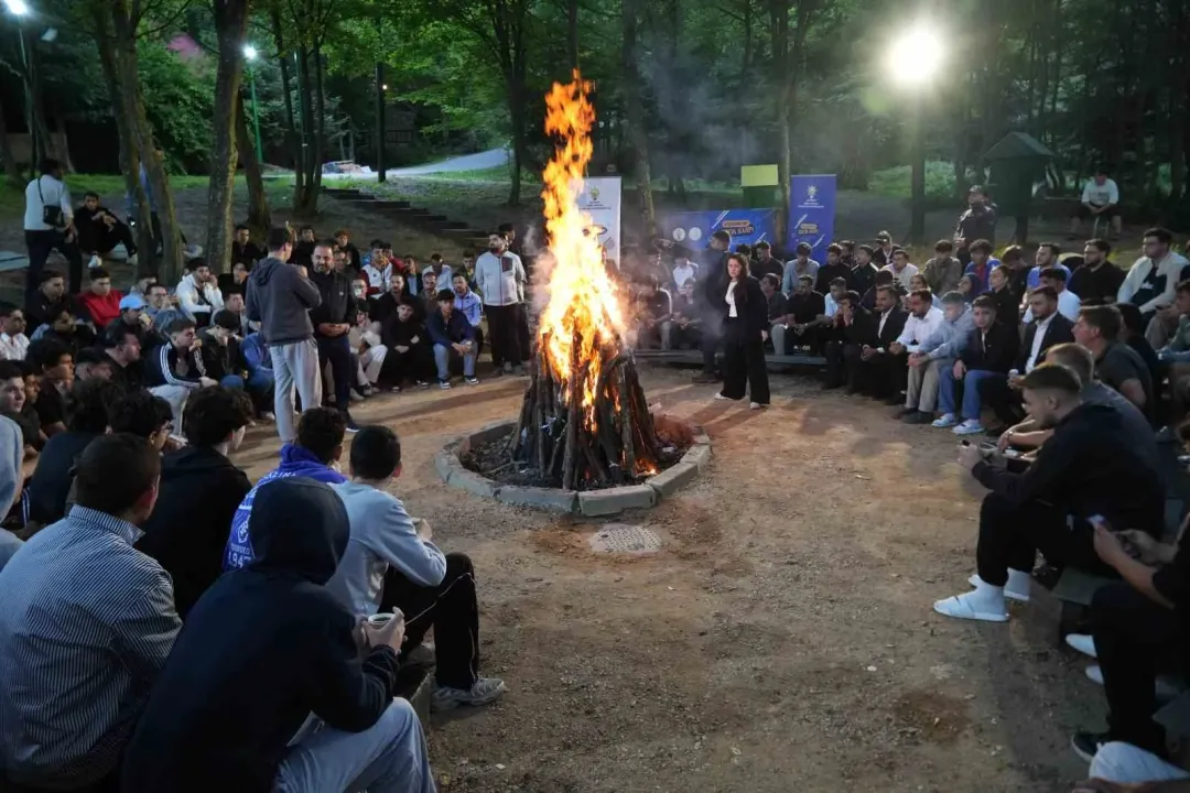 AK Parti'nin İnsan Hakları Kampı Kocaeli'nde başladı