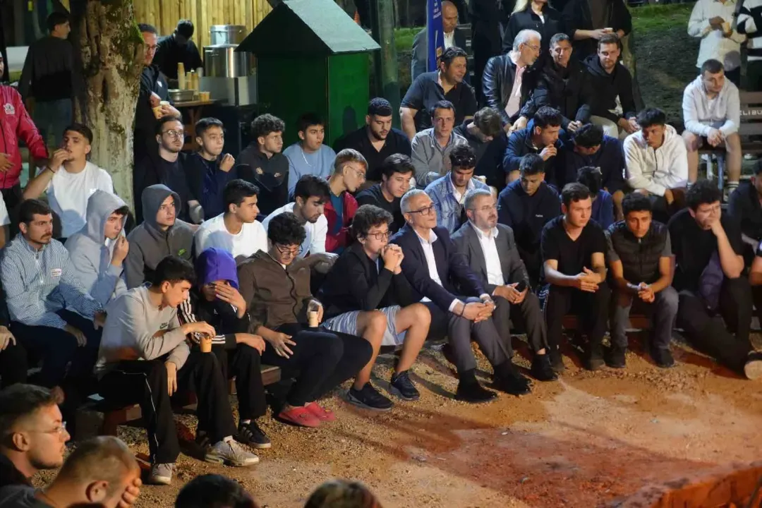 AK Parti'nin İnsan Hakları Kampı Kocaeli'nde başladı