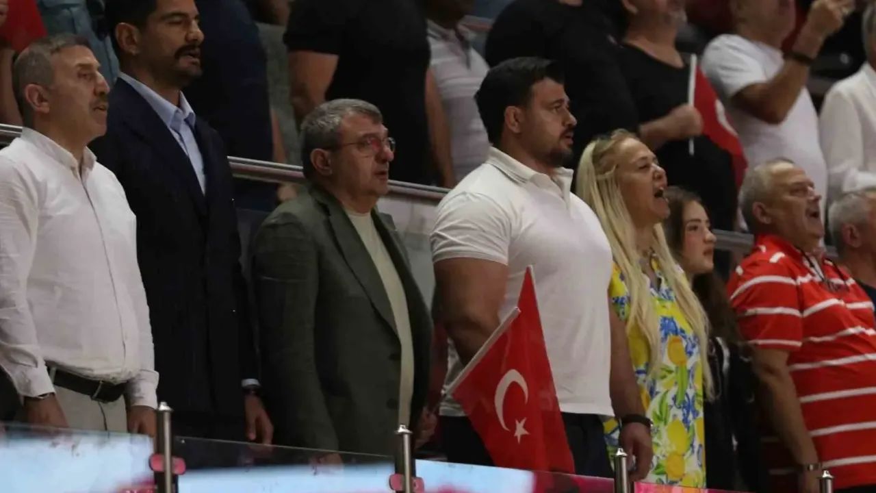 Hasan Gemici ve Gazanfer Bilge Güreş Turnuvası’nda ikinci gün devam ediyor