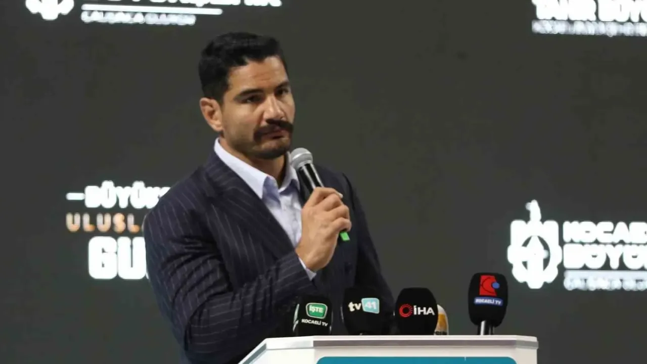 Hasan Gemici ve Gazanfer Bilge Güreş Turnuvası’nda ikinci gün devam ediyor