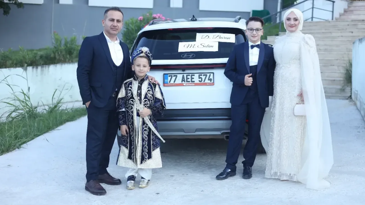 Tadik Ailesinin Mutlu Günü