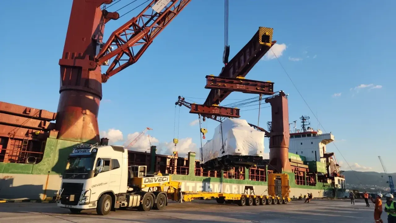 Türkiye’nin yerli lokomotifi Kocaeli’den dünyaya açıldı!