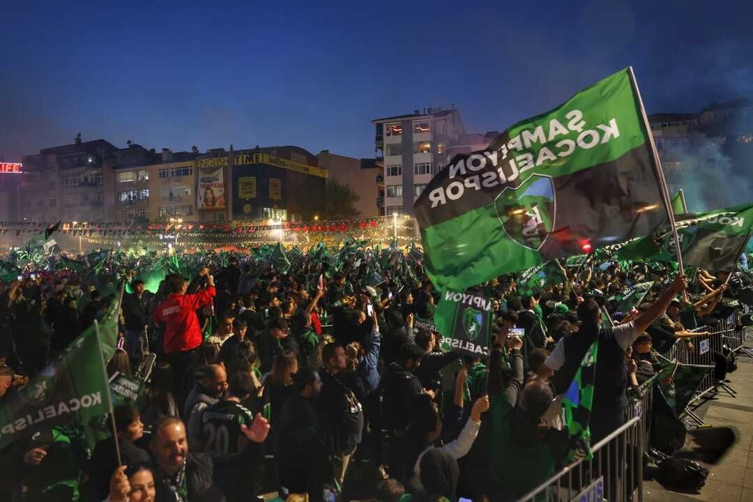 Kocaeli’de futbol rüzgarı esecek: Kocaelispor taraftarıyla Buray konserinde kucaklaşacak