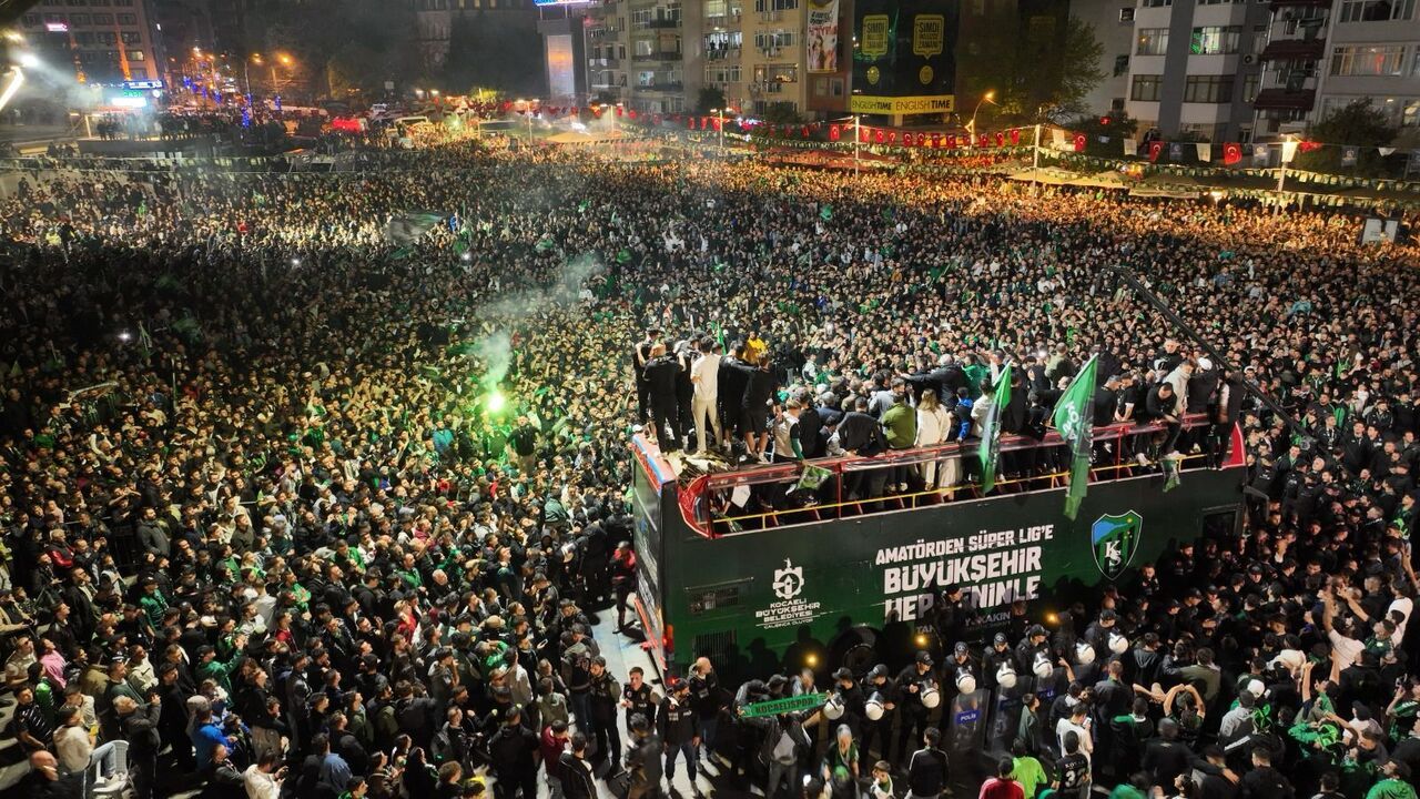 Kocaeli’de futbol rüzgarı esecek: Kocaelispor taraftarıyla Buray konserinde kucaklaşacak