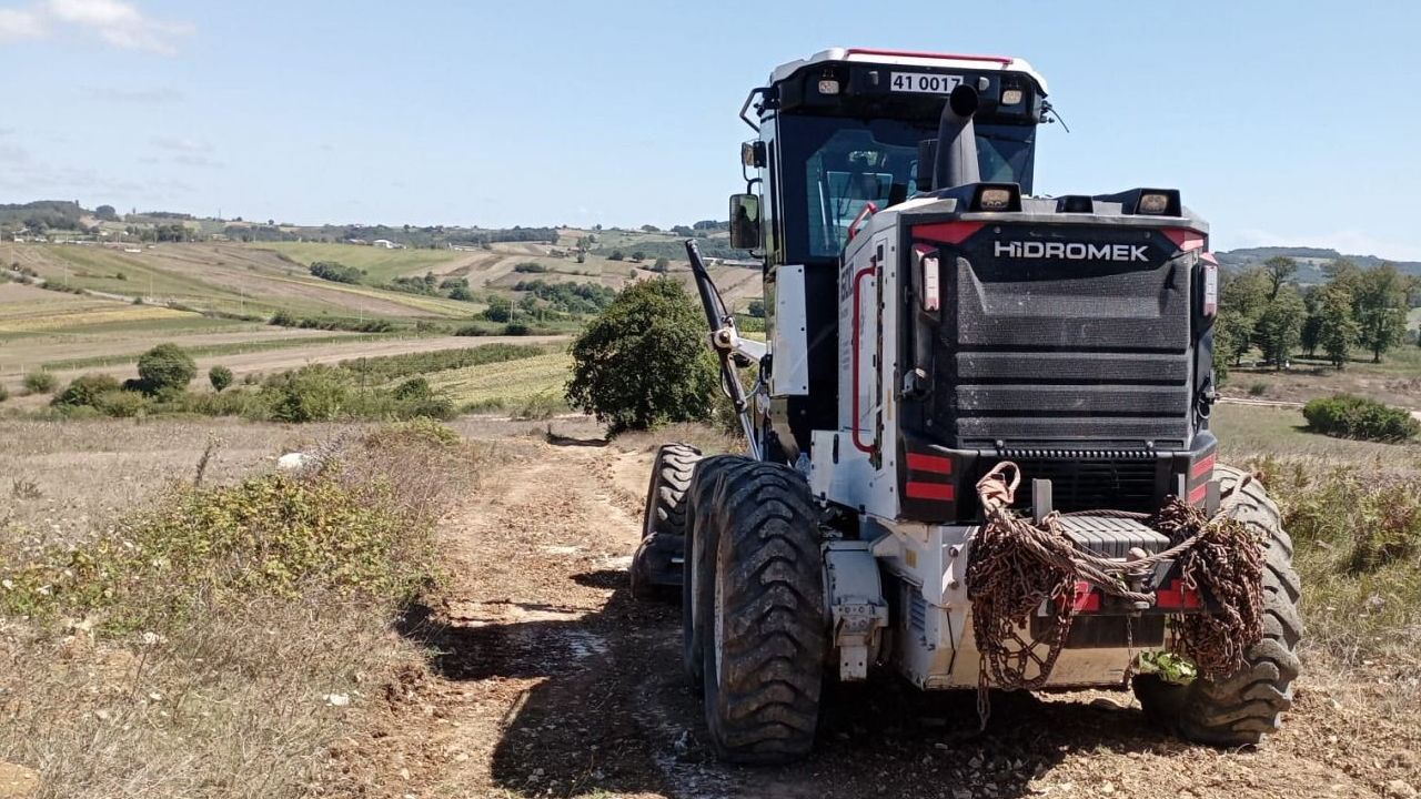 Kandıra Belediyesi’nden Fındık Hasadı Öncesi Üreticiye Yol Desteği
