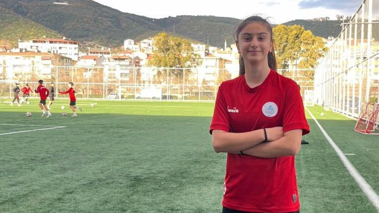Körfezli Zümra milli takım aday kadrosunda