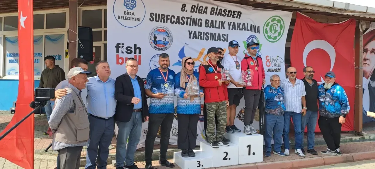 Çanakkale'den Kocaeli'ye 4 Kupa Birden