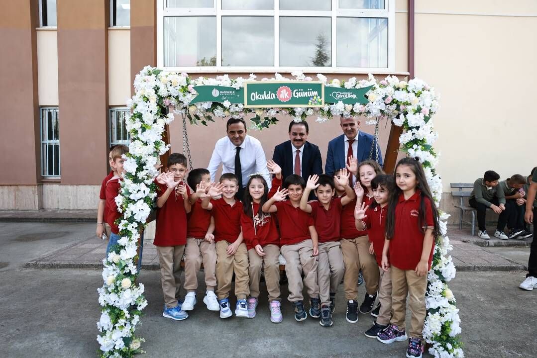 Başiskele’de 1. Sınıf Öğrencilerine Kırtasiye Desteğine Devam